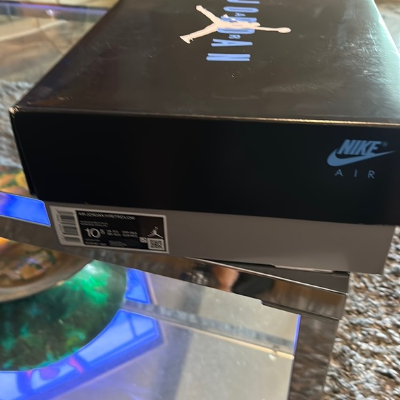 Air Jordan 11 retro low Brand new